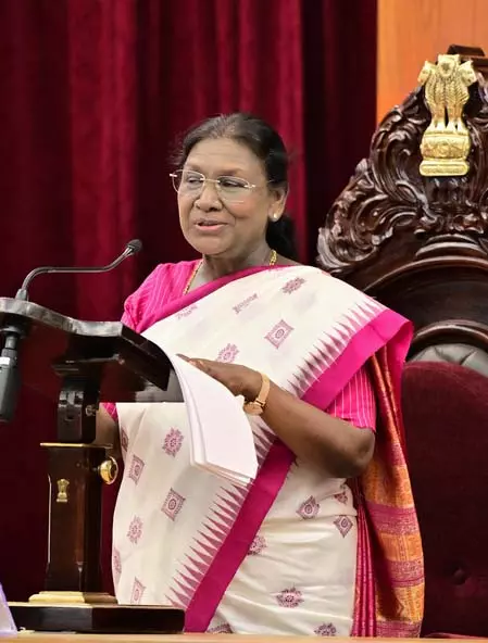 ओडिशा विधानसभा में राष्ट्रपति मुर्मू का संबोधन, नवीन पटनायक ने सराहा ओडिशा विधानसभा में राष्ट्रपति मुर्मू का संबोधन, नवीन पटनायक ने सराहा