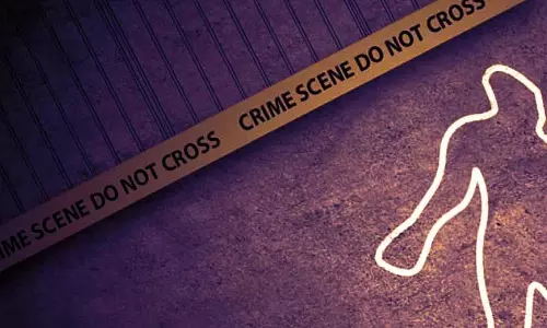 कार अंदर पत्नी की हत्या करने वाला पति गिरफ्तार, पुलिस को बताया था अपहरण की मनगढ़त कहानी कार अंदर पत्नी की हत्या करने वाला पति गिरफ्तार, पुलिस को बताया था अपहरण की मनगढ़त कहानी