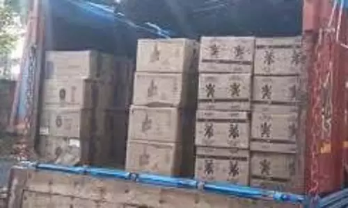 MP News:  अवैध शराब तस्करी के खिलाफ कार्रवाई, शराब से भरा ट्रक जब्त
