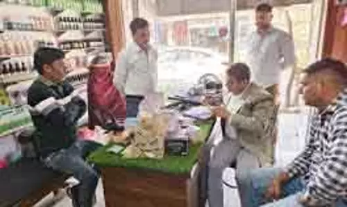 Sirsa के 20 मेडिकल स्टोर पर नियम तोड़ने पर जुर्माना Sirsa के 20 मेडिकल स्टोर पर नियम तोड़ने पर जुर्माना