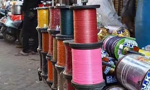 Indore : चीनी धागों के भंडारण और बिक्री पर प्रतिबंध लगाया गया