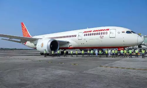 Ahmedabad जा रहा एयर इंडिया का प्लेन धुएं के शक के चलते दिल्ली वापस लौटा Ahmedabad जा रहा एयर इंडिया का प्लेन धुएं के शक के चलते दिल्ली वापस लौटा