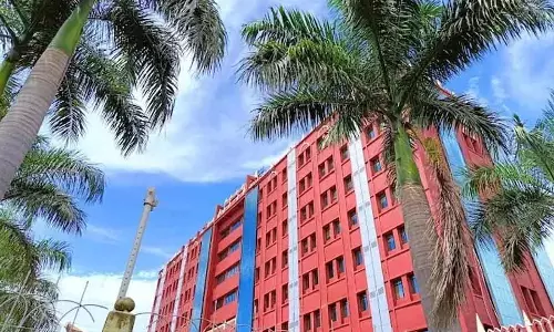 उड़ीसा HC ने MPs, MLAs को टीचर ट्रांसफर की सिफारिश करने की इजाज़त देने वाले नियम को रद्द कर दिया उड़ीसा HC ने MPs, MLAs को टीचर ट्रांसफर की सिफारिश करने की इजाज़त देने वाले नियम को रद्द कर दिया