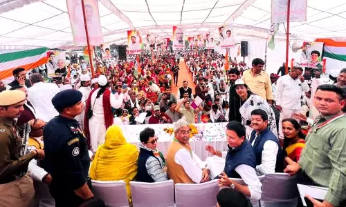 Congress ने महेंद्रगढ़ में ‘वोट चोरी’ के खिलाफ प्रदर्शन किया Congress ने महेंद्रगढ़ में ‘वोट चोरी’ के खिलाफ प्रदर्शन किया