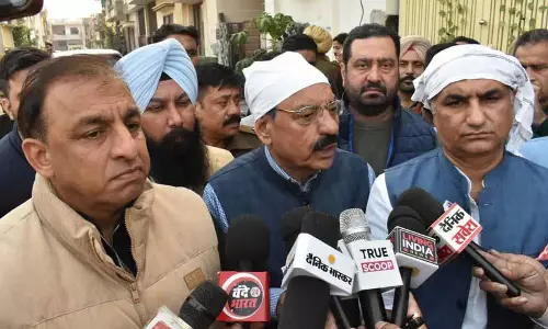 पड़ोसी द्वारा लड़की की हत्या, जालंधर में ASI बर्खास्त, दो पुलिसवाले सस्पेंड पड़ोसी द्वारा लड़की की हत्या, जालंधर में ASI बर्खास्त, दो पुलिसवाले सस्पेंड
