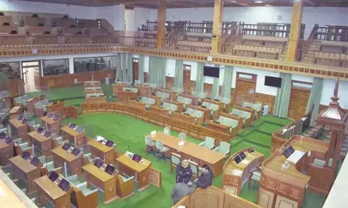 हिमाचल विधानसभा सत्र, BJP ने अपने ही स्थगन प्रस्ताव पर गतिरोध पैदा किया हिमाचल विधानसभा सत्र, BJP ने अपने ही स्थगन प्रस्ताव पर गतिरोध पैदा किया