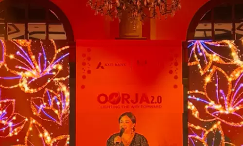 Monali Thakur ने आप की नज़रों ने समझा गाकर धर्मेंद्र को श्रद्धांजलि दी Monali Thakur ने आप की नज़रों ने समझा गाकर धर्मेंद्र को श्रद्धांजलि दी