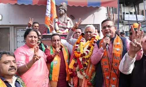 दिल्ली के CM ने रोड शो किए, BJP को 12-0 से हराने का लक्ष्य दिल्ली के CM ने रोड शो किए, BJP को 12-0 से हराने का लक्ष्य