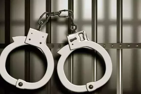 Telangana : सिकंदराबाद में नाबालिग लड़की के साथ छेड़छाड़ करने वाले माली को उम्रकैद की सज़ा Telangana : सिकंदराबाद में नाबालिग लड़की के साथ छेड़छाड़ करने वाले माली को उम्रकैद की सज़ा