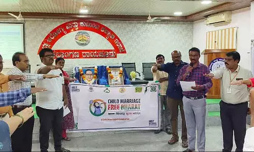 बच्चा गोद लेने की प्रक्रिया कानूनी होनी चाहिए: Ganesh बच्चा गोद लेने की प्रक्रिया कानूनी होनी चाहिए: Ganesh