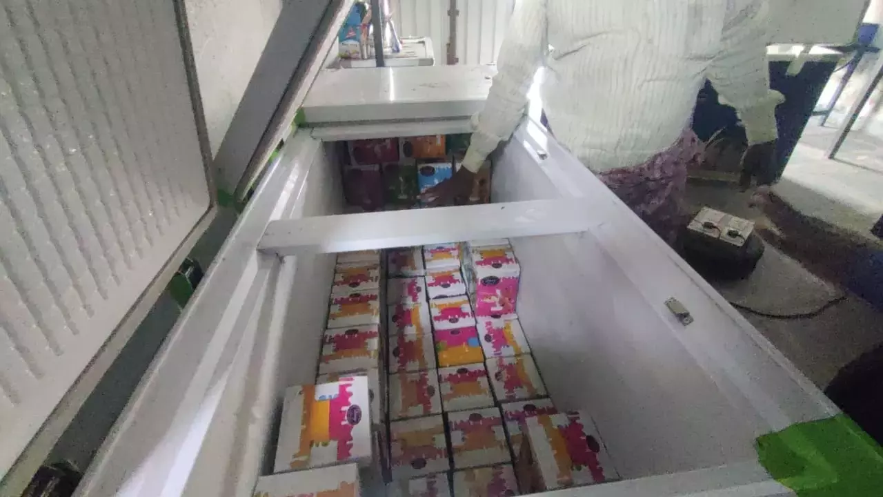 Telangana फ़ूड सेफ़्टी विंग ने ई-कॉमर्स वेयरहाउस पर कार्रवाई की