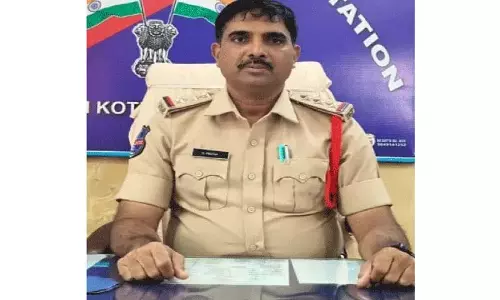 Kothagudem टू टाउन इलाके में राउडी शीटर्स को बांध दिया गया Kothagudem टू टाउन इलाके में राउडी शीटर्स को बांध दिया गया