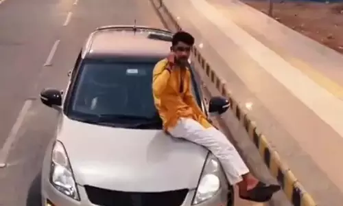 बिलासपुर में फिर कार की छत पर स्टंट, ‘दबदबा’ दिखाते युवक का वीडियो वायरल
