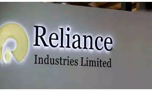 रिलायंस इंडस्ट्रीज पर ₹56.44 करोड़ की CGST पेनल्टी रिलायंस इंडस्ट्रीज पर ₹56.44 करोड़ की CGST पेनल्टी