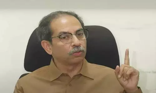 Uddhav Thackeray ने पवित्र तपोवन में पेड़ काटने पर सवाल उठाए Uddhav Thackeray ने पवित्र तपोवन में पेड़ काटने पर सवाल उठाए