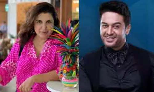 Farah Khan ने बिग बॉस में कैप्टेंसी पर किया फनी कमेंट, घर की हलचल पर दी प्रतिक्रिया Farah Khan ने बिग बॉस में कैप्टेंसी पर किया फनी कमेंट, घर की हलचल पर दी प्रतिक्रिया