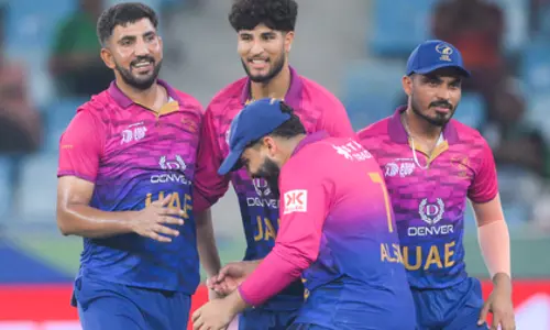 UAE जनवरी 2026 में आयरलैंड के खिलाफ दो T20I की मेज़बानी करेगा UAE जनवरी 2026 में आयरलैंड के खिलाफ दो T20I की मेज़बानी करेगा