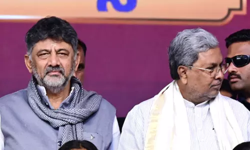 CM और डिप्टी CM को खुला समर्थन, लीडरशिप संकट में नया मोड़ CM और डिप्टी CM को खुला समर्थन, लीडरशिप संकट में नया मोड़