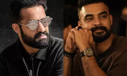 Tovino Thomas ने NTR-प्रशांत नील प्रोजेक्ट में होने का संकेत दिया Tovino Thomas ने NTR-प्रशांत नील प्रोजेक्ट में होने का संकेत दिया