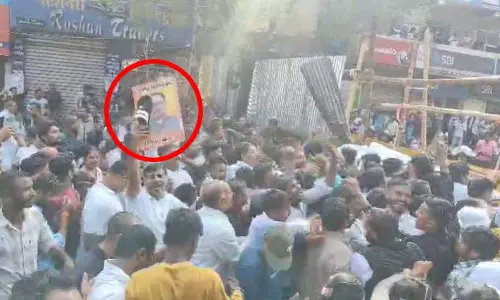 मुख्यमंत्री की तस्वीर के साथ अभद्रता पर कांग्रेस नेताओं पर FIR दर्ज