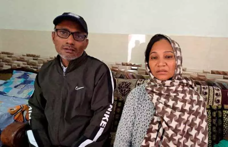 Jhajjar बास्केटबॉल हादसा: अमन के पिता ने अधिकारियों और डॉक्टरों के खिलाफ कार्रवाई की मांग Jhajjar बास्केटबॉल हादसा: अमन के पिता ने अधिकारियों और डॉक्टरों के खिलाफ कार्रवाई की मांग