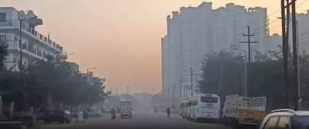 दिल्ली में एक्यूआई पहुंचा 385 के पार, डॉक्टरों ने लोगों को दी ये सलाह दिल्ली में एक्यूआई पहुंचा 385 के पार, डॉक्टरों ने लोगों को दी ये सलाह