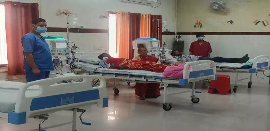 डायलीसिस यूनिट बनी किडनी मरीजों के लिए संजीवनी डायलीसिस यूनिट बनी किडनी मरीजों के लिए संजीवनी