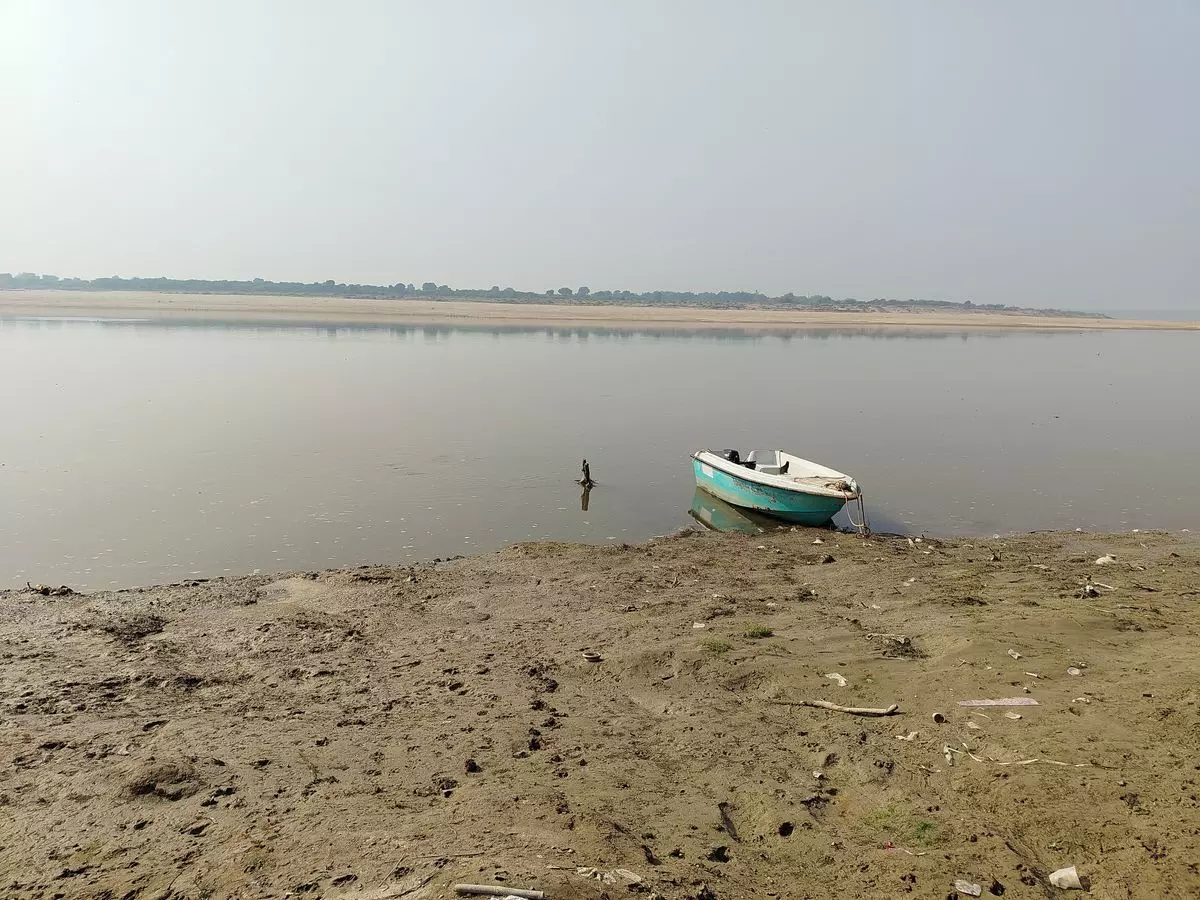 Auraiya: शेरगढ़–बबाईन घाट में पंटून पुल की मांग तेज़ हुई Auraiya: शेरगढ़–बबाईन घाट में पंटून पुल की मांग तेज़ हुई