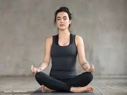Yoga:रोजाना सुबह करें ये 5 आसान योगासन, रहेंगे हेल्दी और फिट Yoga:रोजाना सुबह करें ये 5 आसान योगासन, रहेंगे हेल्दी और फिट