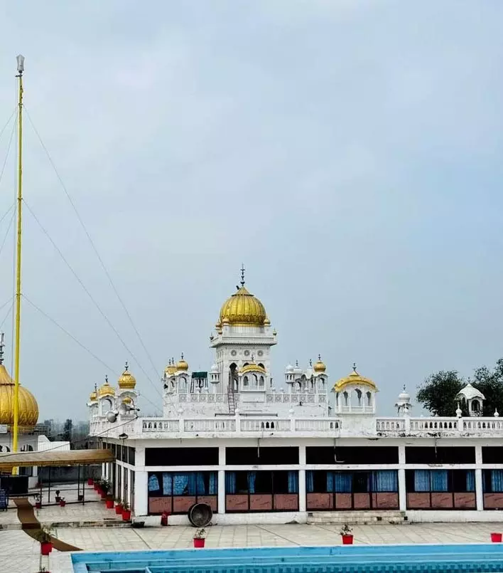 1660 के दशक में, गुरु तेग बहादुर ने आध्यात्मिक केंद्र बनाने के लिए यमुनानगर की यात्रा की 1660 के दशक में, गुरु तेग बहादुर ने आध्यात्मिक केंद्र बनाने के लिए यमुनानगर की यात्रा की