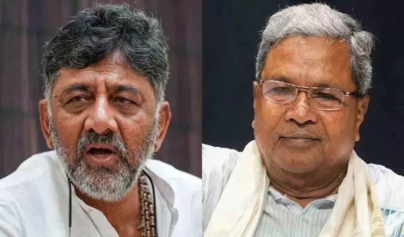 CM पद को लेकर विवाद बढ़ा.. सिद्धारमैया और डीके के बीच वाकयुद्ध CM पद को लेकर विवाद बढ़ा.. सिद्धारमैया और डीके के बीच वाकयुद्ध