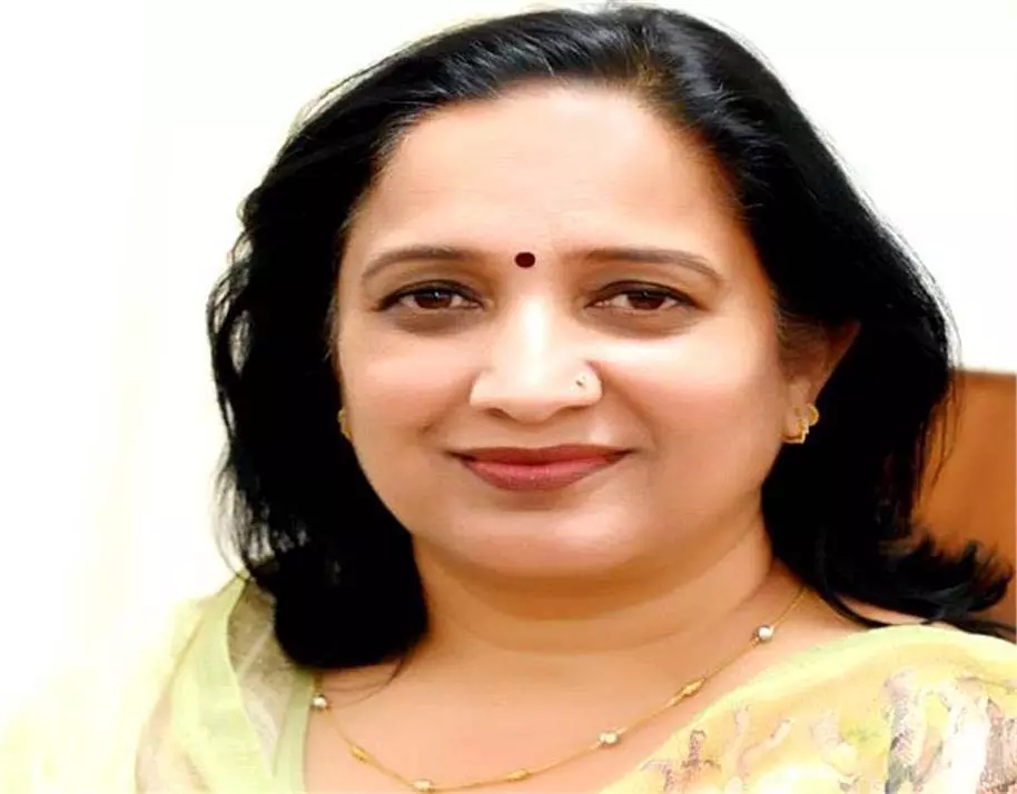 नौणी यूनिवर्सिटी में डॉ. देविना ने संभाली बड़ी जिम्मेदारी नौणी यूनिवर्सिटी में डॉ. देविना ने संभाली बड़ी जिम्मेदारी