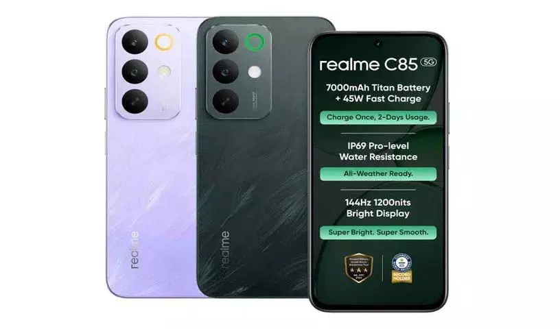 Realme का नया स्मार्टफोन मिलिट्री ग्रेड क्वालिटी और बड़ी बैटरी के साथ बजट कीमत पर लॉन्च हुआ Realme का नया स्मार्टफोन मिलिट्री ग्रेड क्वालिटी और बड़ी बैटरी के साथ बजट कीमत पर लॉन्च हुआ