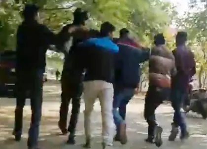 मध्य प्रदेश: RTO साठगांठ उजागर करने पर दो पत्रकारों पर हमला मध्य प्रदेश: RTO साठगांठ उजागर करने पर दो पत्रकारों पर हमला