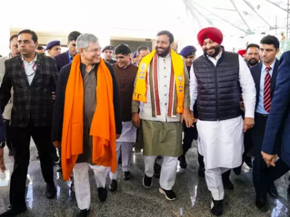 हरियाणा CM बोले—स्थानीय उत्पादों को अपनाएं, PM मोदी के विजन को साकार करें हरियाणा CM बोले—स्थानीय उत्पादों को अपनाएं, PM मोदी के विजन को साकार करें