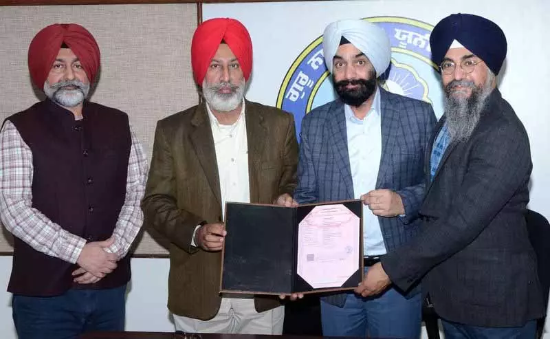 GNDU ने बाढ़ से बचाने वाले घर बनाने के लिए ग्लोबल सिख्स और CRCI से हाथ मिलाया GNDU ने बाढ़ से बचाने वाले घर बनाने के लिए ग्लोबल सिख्स और CRCI से हाथ मिलाया
