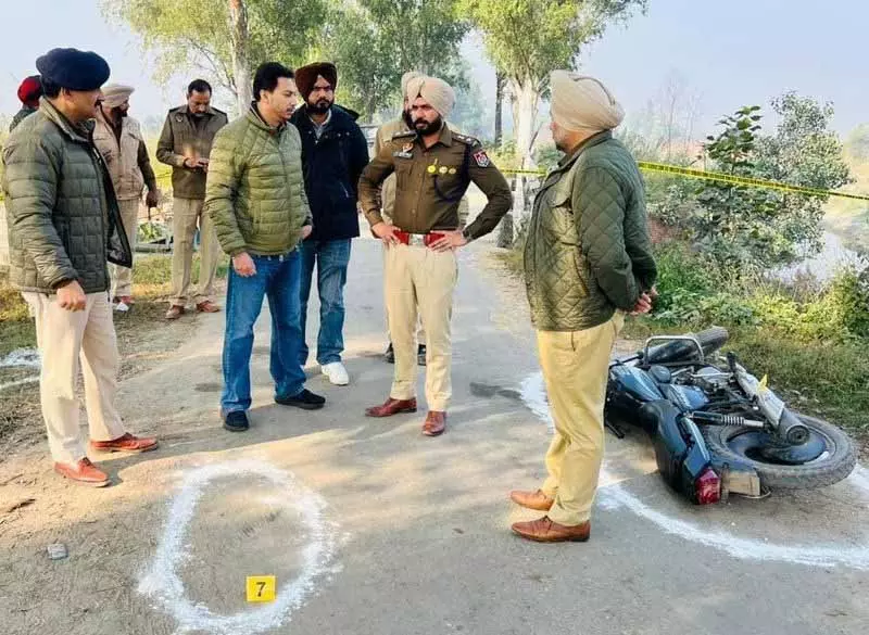 Batala कांग्रेस नेता पर हमला करने वाले बदमाशों की पहचान हो गई, एक गिरफ्तार Batala कांग्रेस नेता पर हमला करने वाले बदमाशों की पहचान हो गई, एक गिरफ्तार