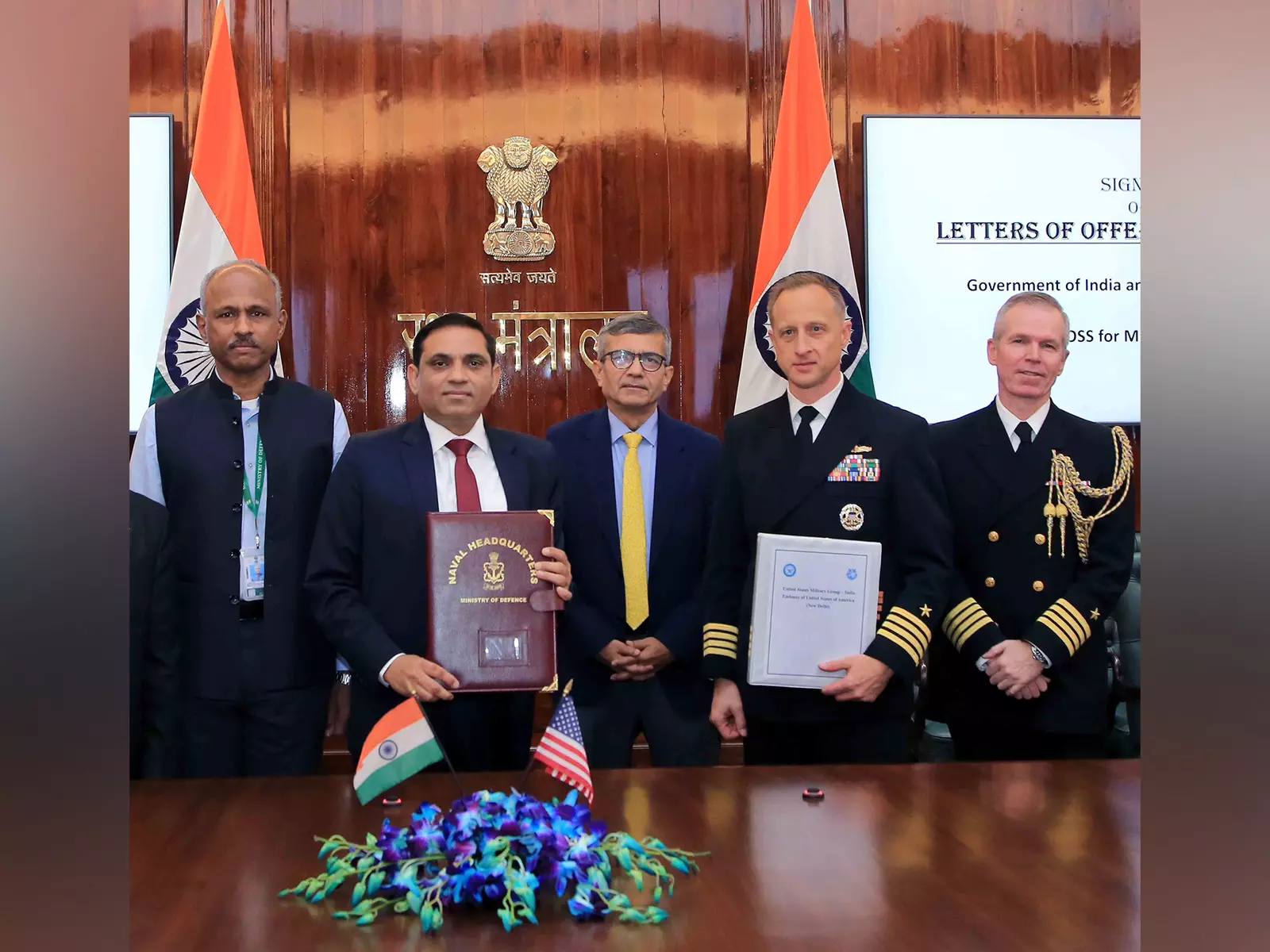 नौसेना के MH-60आर हेलीकॉप्टरों के 5 साल के समर्थन के लिए भारत-अमेरिका 7,995 करोड़ रुपये का समझौता नौसेना के MH-60आर हेलीकॉप्टरों के 5 साल के समर्थन के लिए भारत-अमेरिका 7,995 करोड़ रुपये का समझौता