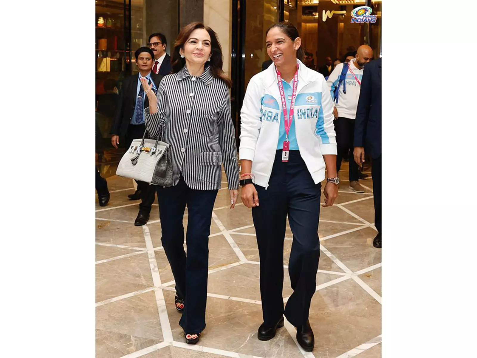 Nita Ambani ने कहा– 2025 की विजेता टीम के ज़्यादा खिलाड़ियों को वापस लेने की रणनीति Nita Ambani ने कहा– 2025 की विजेता टीम के ज़्यादा खिलाड़ियों को वापस लेने की रणनीति
