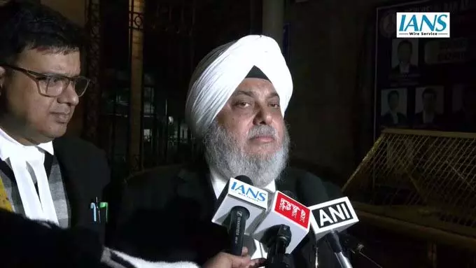 दिल्ली: इंडिया गेट प्रदर्शन में वकील जितेंद्र सिंह बसिन का बयान दिल्ली: इंडिया गेट प्रदर्शन में वकील जितेंद्र सिंह बसिन का बयान