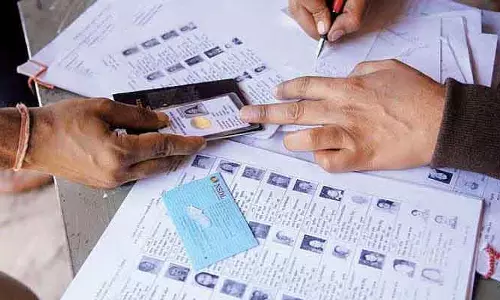 Maharashtra : रायगढ़ ने 2025 के नगर निगम चुनावों से पहले निषेधाज्ञा लागू की Maharashtra : रायगढ़ ने 2025 के नगर निगम चुनावों से पहले निषेधाज्ञा लागू की