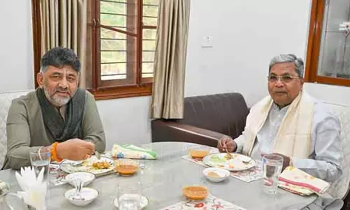 Breakfast meeting : सिद्धू-डीके ने फोटो शेयर कर दिखाई एकजुटता