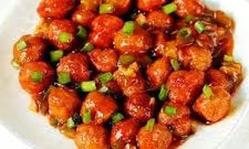 Soya Manchurian Recipe: घर पर बनाएं हेल्दी, टेस्टी और रेस्टोरेंट स्टाइल सोया मंचूरियन Soya Manchurian Recipe: घर पर बनाएं हेल्दी, टेस्टी और रेस्टोरेंट स्टाइल सोया मंचूरियन