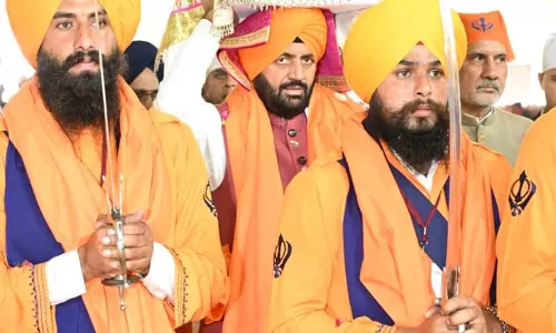 Haryana में गुरु तेग बहादुर की शहादत की सालगिरह पर कई कार्यक्रम आयोजित Haryana में गुरु तेग बहादुर की शहादत की सालगिरह पर कई कार्यक्रम आयोजित
