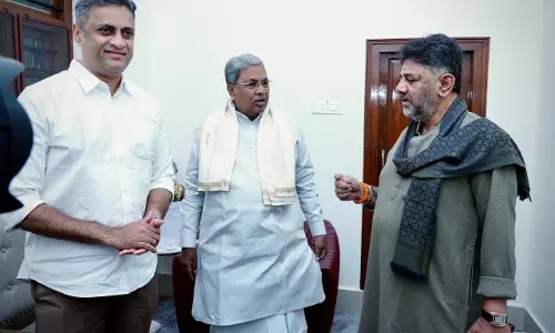 Breakfast meeting के बाद डिप्टी CM शिवकुमार बोले—सिद्धारमैया से अच्छी बातचीत हुई