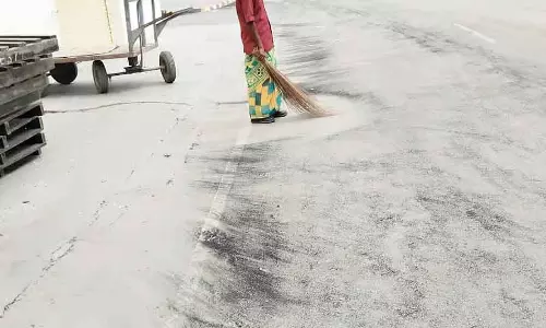 राइस मिल की धूल ले रही है जान: मज़दूरों की सेहत बिगड़ रही है