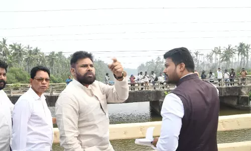 Pawan Kalyan के दौरे के दौरान अज्ञात व्यक्ति की हरकतों से चिंता बढ़ी