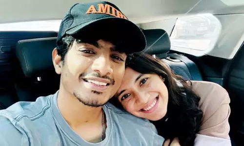 Nandika Dwivedi ने स्मृति मंधाना और पलाश मुच्छल के ब्रेकअप की अफवाहों को नकारा Nandika Dwivedi ने स्मृति मंधाना और पलाश मुच्छल के ब्रेकअप की अफवाहों को नकारा