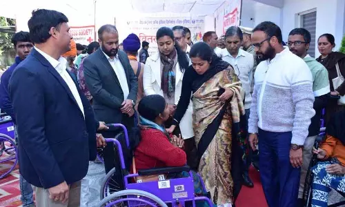 Jalandhar: दिव्यांगों के बीच 32 लाख रुपये के सहायक उपकरण बांटे गए Jalandhar: दिव्यांगों के बीच 32 लाख रुपये के सहायक उपकरण बांटे गए