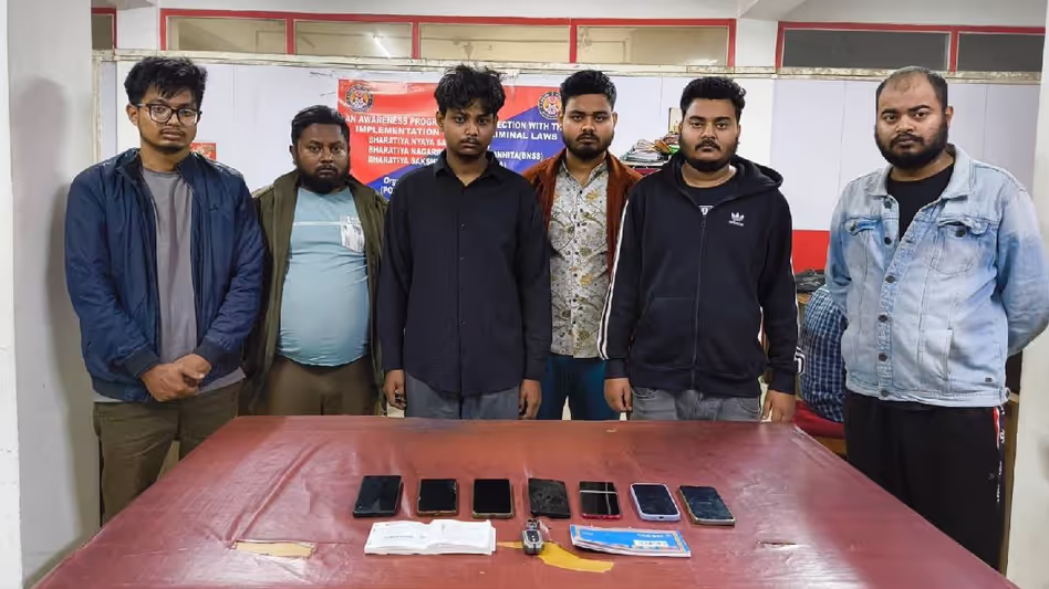 Assam : अवैध APK लिंक का इस्तेमाल करके साइबर धोखाधड़ी करने के आरोप